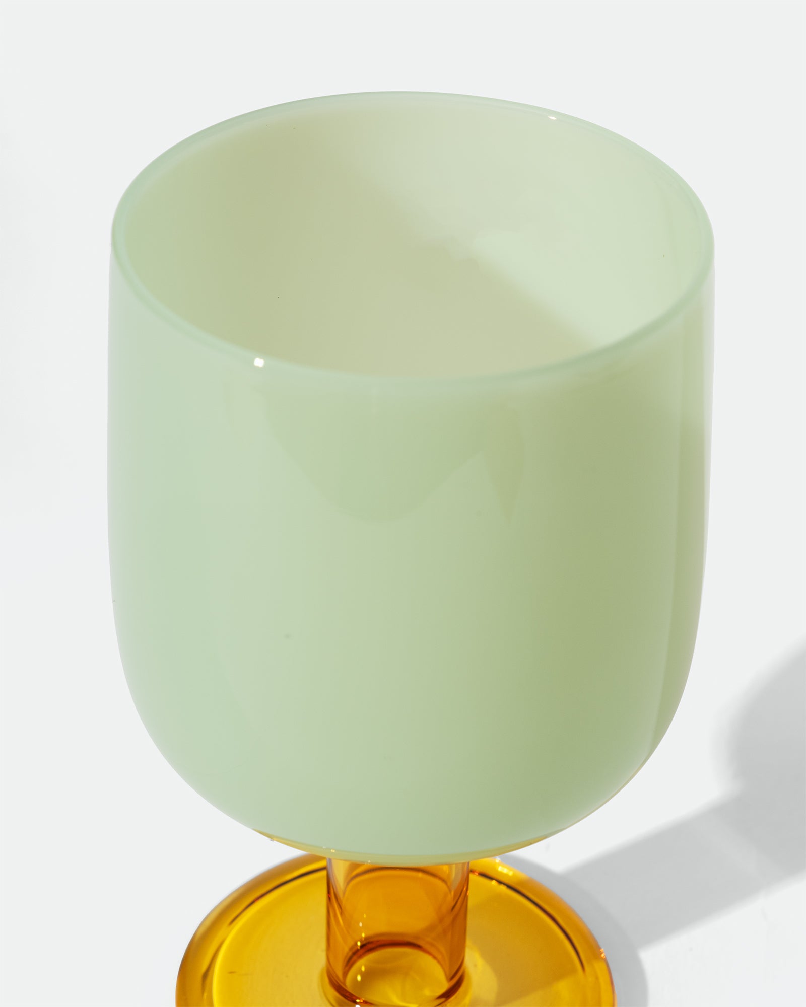 Amabro - Two Tone Wine Glass Green/Amber