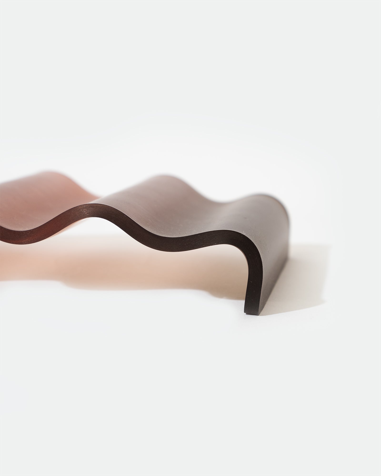 Amabro - Acrylic Wave Tray Brown Grey