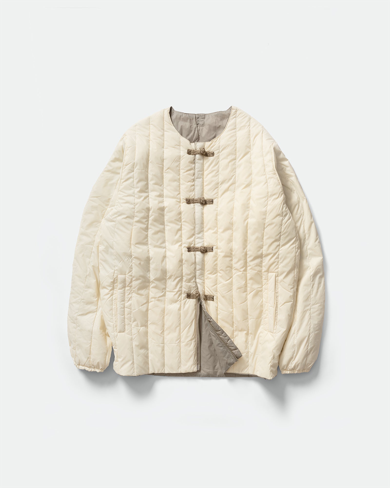 TAION - Reversible China Button Jacket Off White Sage