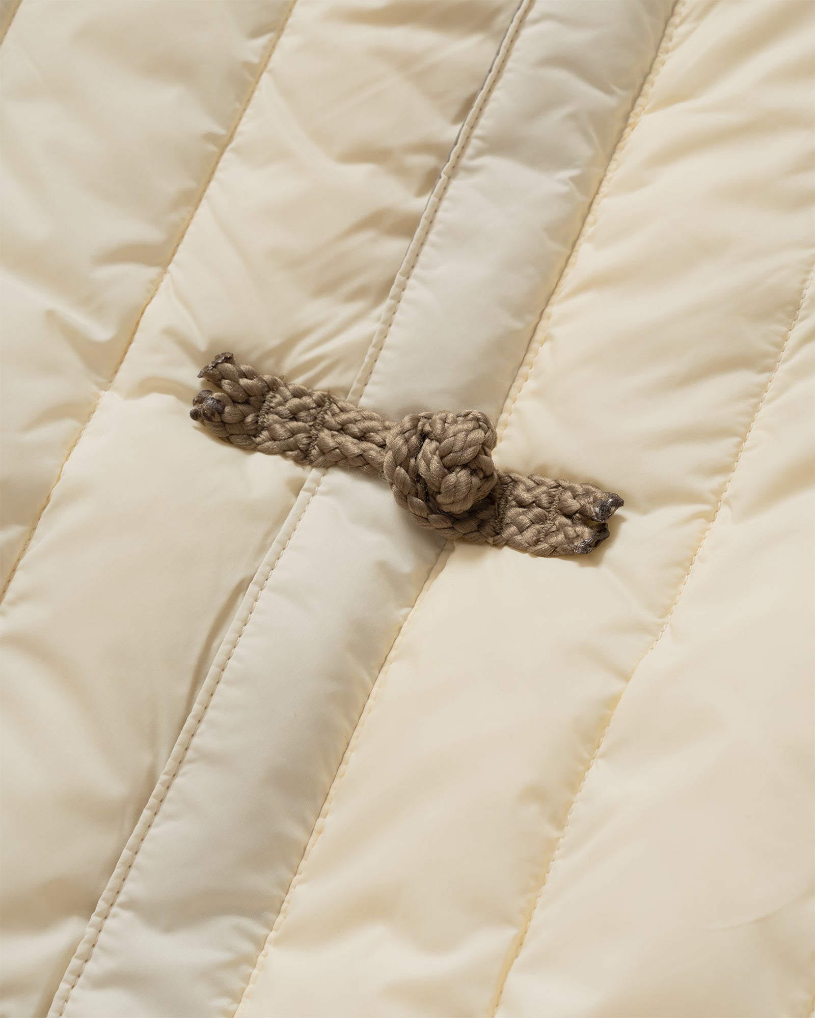 TAION - Reversible China Button Jacket Off White Sage
