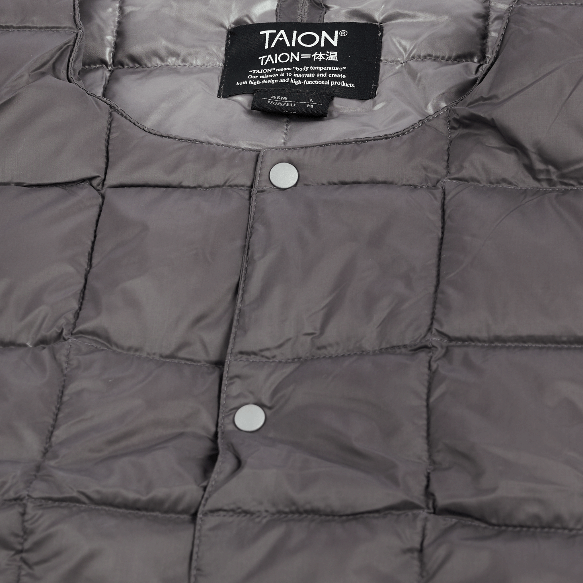 TAION - Crew Neck Button Down Vest Grey
