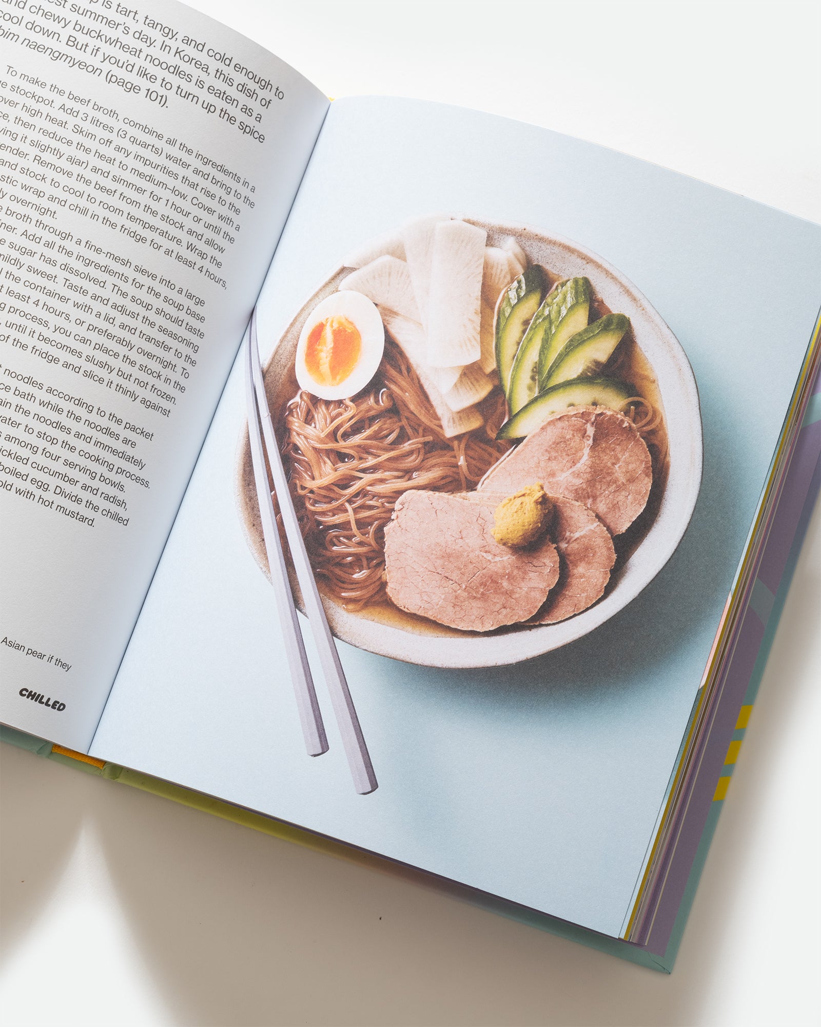 Thames and Hudson - Noods: 80 Slurpable Noodle Recipes from Asia