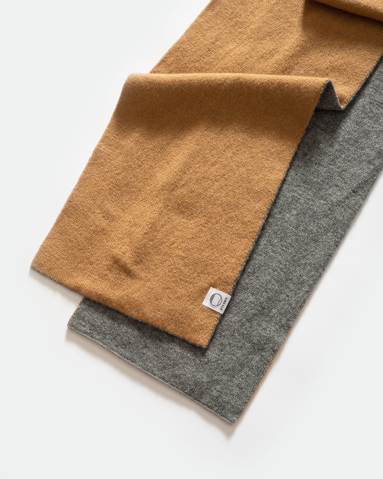 OTA Knit - Scarf Camel/Grey
