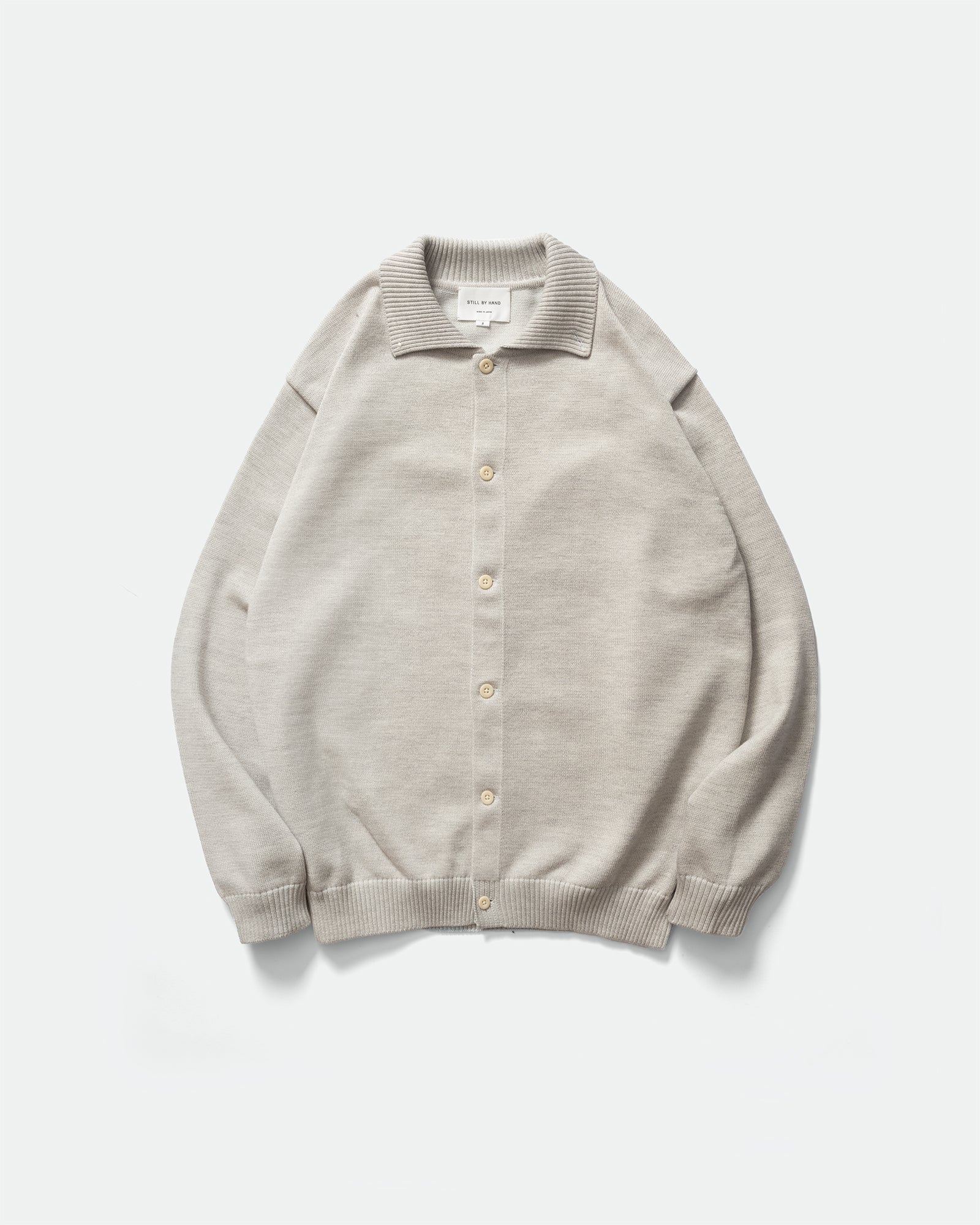 Still By Hand -10G Polo Cardigan Light Grey