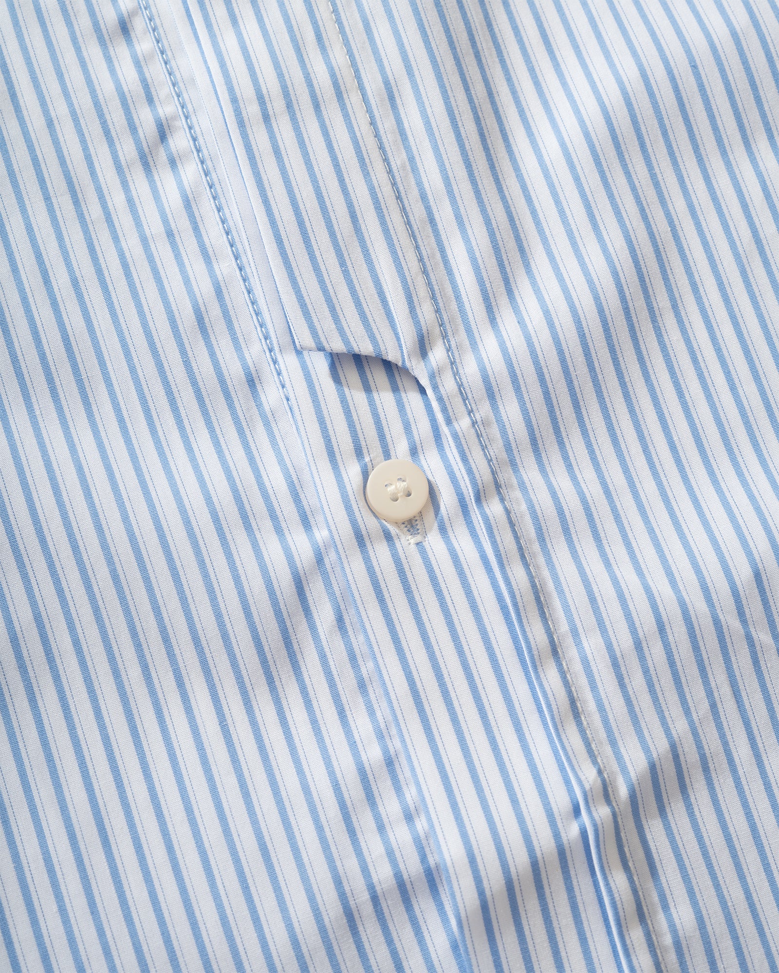 GRAYE - Cutout Placket Shirt Blue
