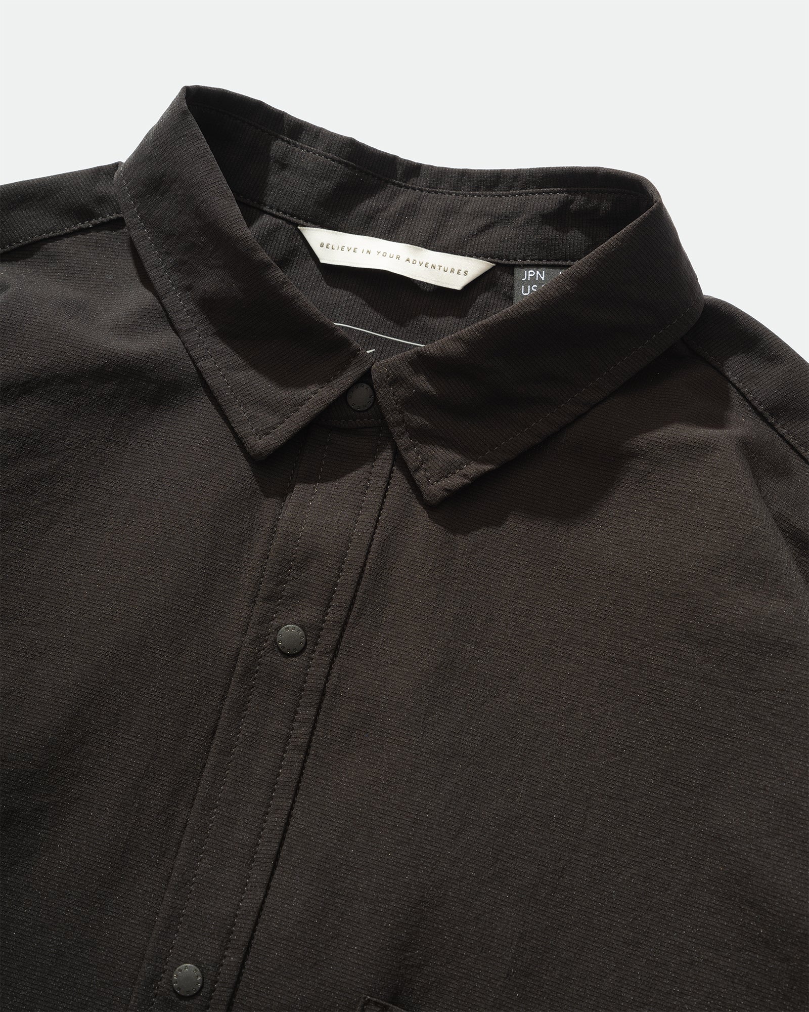 NANGA - Dot Air Comfy S/S Shirt Black