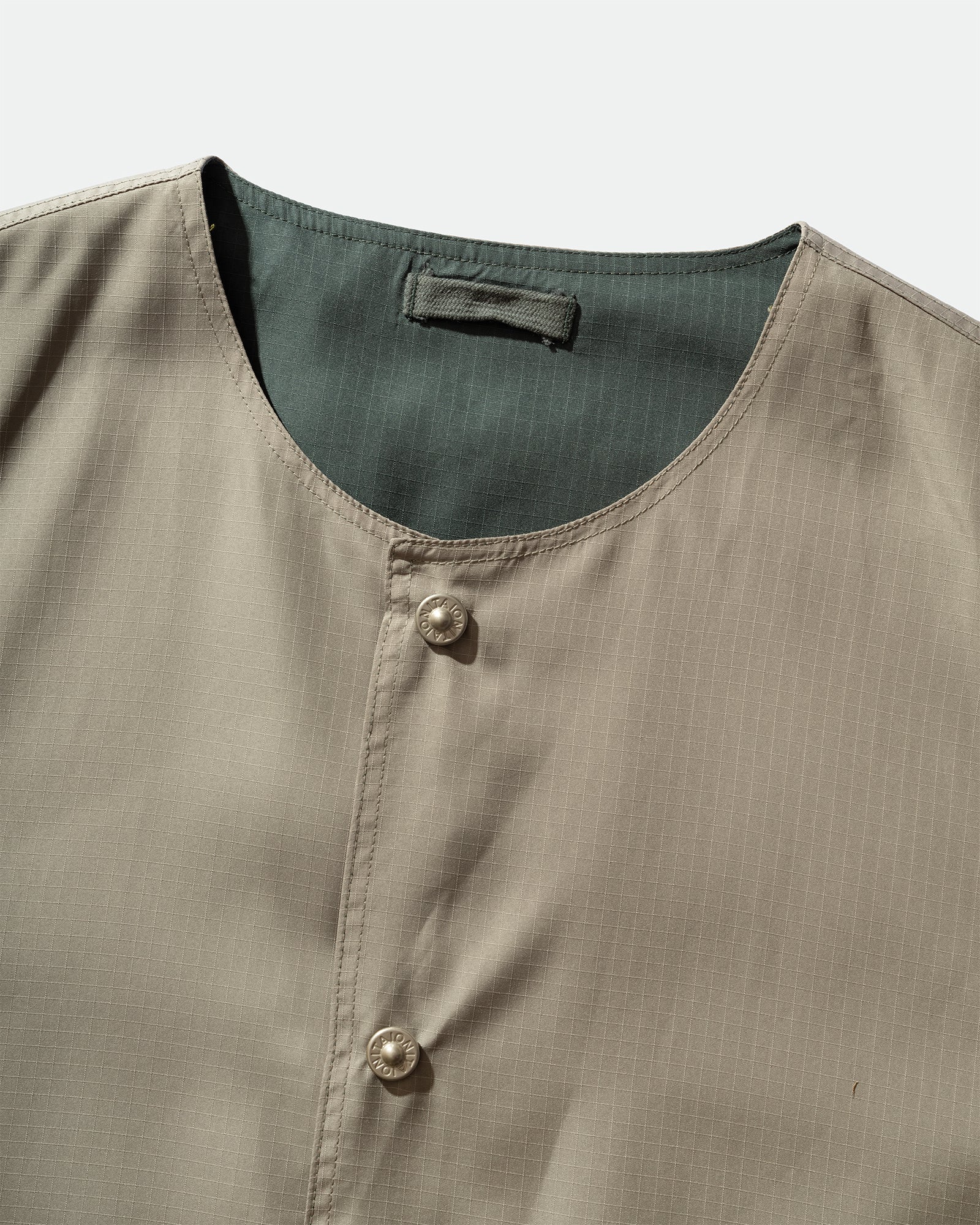 TAION - Military Reversible Crew Neck Vest Sage Green